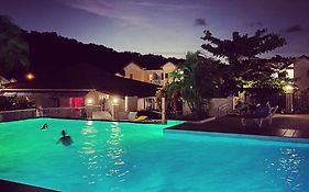 Superbe Studio De Standing A 800M De La Mer Des Caraibes Le Hameau De Beauregard Sainte Anne